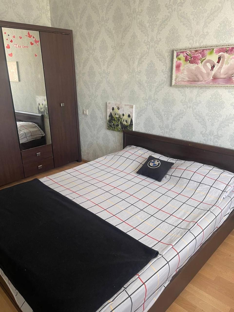 Apartment in the city centre 第聂伯罗彼得罗夫斯克 外观 照片