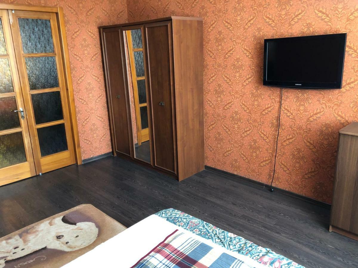 Apartment in the city centre 第聂伯罗彼得罗夫斯克 外观 照片